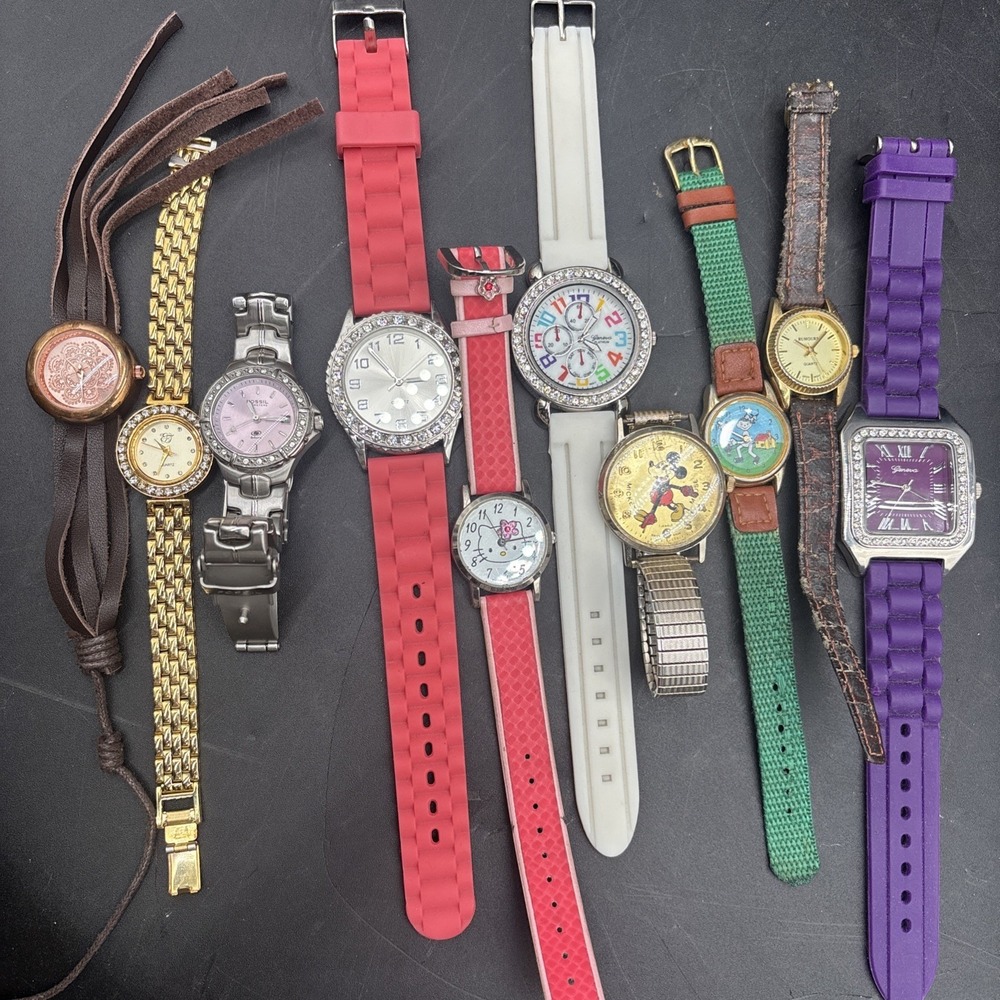 Lot Of Ten Women's Watches For Parts / Need Batteries Fossil Hello Kitty Mickey